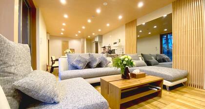 Diamond Yu Kawaguchikokan  Private house on Lak / Minamitsuru-gun Yamanashi