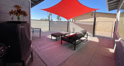 Havasu Sunflower 3 BR Closest to London Bridge