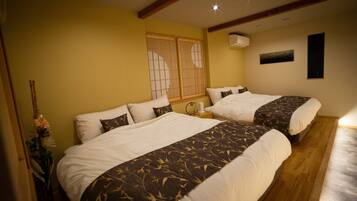 2 bedrooms, desk, free WiFi, bed sheets