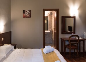 Doppel- oder Zweibettzimmer