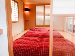 3 bedrooms, desk, iron/ironing board, free WiFi - Entire building reserved for 1 group pets OK / Shiraoi-gun Hokkaidō (Shiraoi-gun)