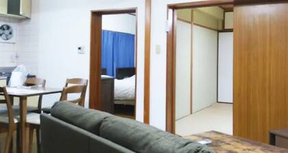A 2LDK apartment perfect for groups Capacity 6 p - JapaneseWestern style room LDK 52m2 5 people can stay 4 minutes walk from the nearest station 1 free parking lot Building A 101 / Takamatsu Kagawa