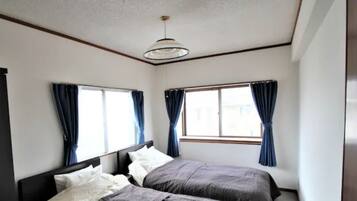 2 chambres, bureau, fer et planche à repasser, Wi-Fi gratuit