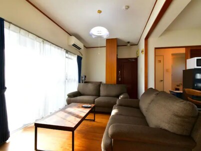 A popular 2LDK apartment for groups accommodating - JapaneseWestern style room LDK 52m2 can accommodate 5 people 4 minutes walk from the nearest station 1 free parking lot Building A 201 / Takamatsu Kagawa