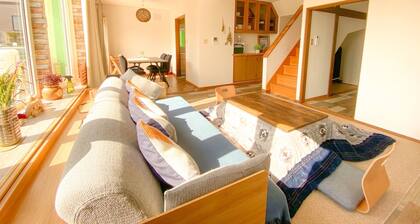 4 minutes walk from JR Shiraoi Station 1 minute w / Shiraoi-gun Hokkaidō