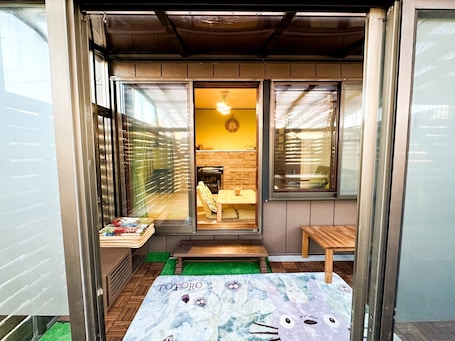 Interior. One group one building with natural hot springs / Shiraoi-gun Hokkaidō