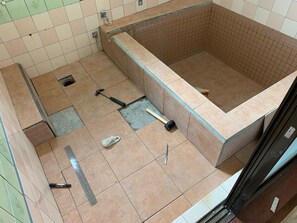 Hair dryer, towels