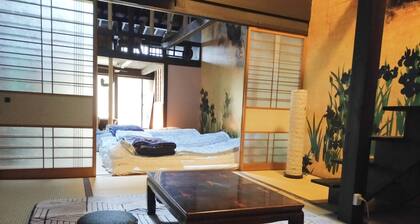 Shimosannomachi Kominka Up to 8 guests Free park / Takayama Gifu