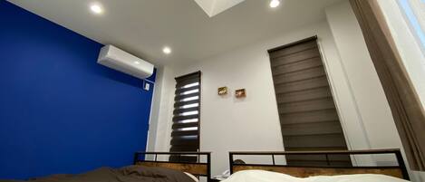 4 soverom, skrivebord, strykejern/-brett og wi-fi (inkludert)