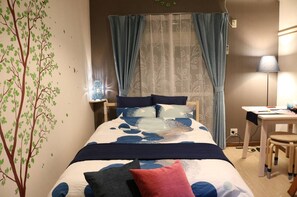 2 bedrooms, desk, iron/ironing board, free WiFi