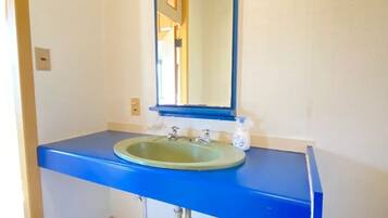 ヘアドライヤー、タオル