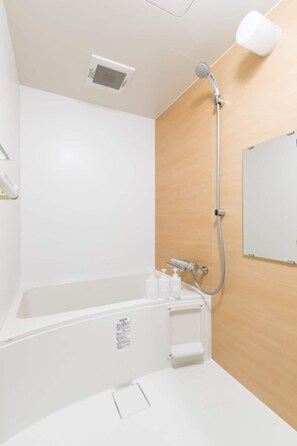 ヘアドライヤー、タオル、石鹸、シャンプー