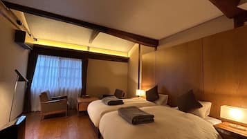 1 室のベッドルーム、デスク、WiFi (無料)、ベッドシーツ