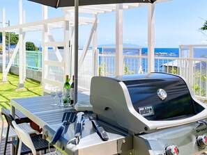 Outdoor dining - New construction Allweather barbecue terrace v / Shimoda Shizuoka (Shimoda)