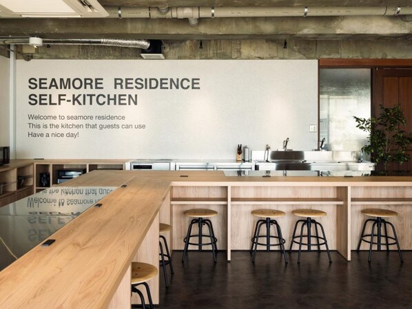 Fridge, microwave, cookware/dishes/utensils - Standard Triple 21 Up to 3 people No smokin / Nishimuro-gun Wakayama (Nishimuro-gun)