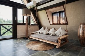 TV - LOGIN OKINAWA soil / Kunigami-gun Okinawa (Kunigami-gun)