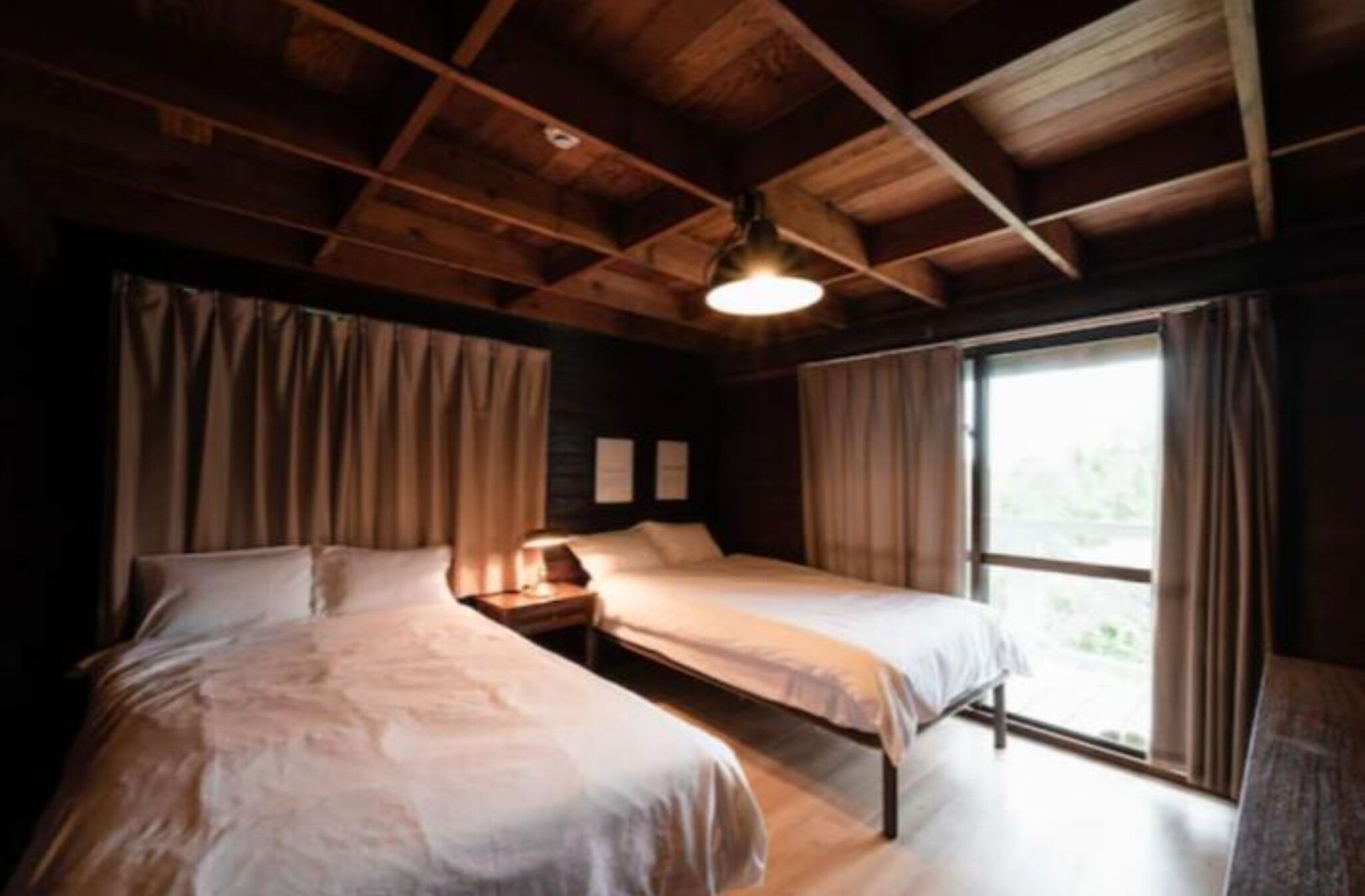 3 dormitorios, escritorio, wifi gratis y ropa de cama