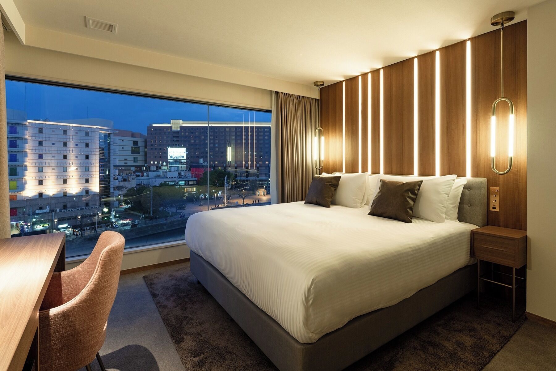 Deluxe King River View Top Floor (Example)