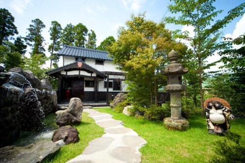 The openair bath includes Goemon bath  indoor ba / Aso-gun Kumamoto