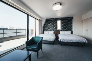 1 bedroom, desk, free WiFi, bed sheets - Top Floor Balcony Suite 8SUITE NonSmoking / Saga Saga (Saga)