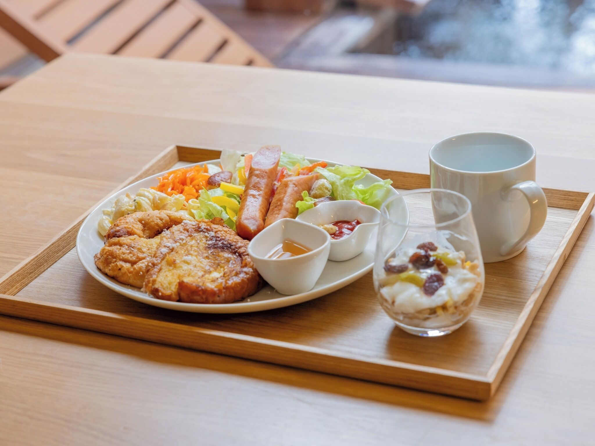 朝食