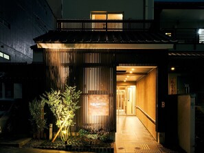 Exterior detail - Rakuten STAY Hakata Gion Deluxe room 202 / Fukuoka Fukuoka (Fukuoka)