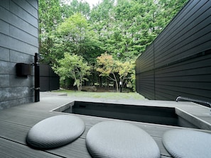Outdoor spa tub - Pets allowed BBQ terrace with petite dog run / Ashigarashimo-gun Kanagawa (Ashigarashimo-gun)