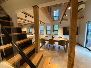 Dining - Rental villa Stella House Vega Kawaguchiko Stell / Minamitsuru-gun Yamanashi (Minamitsuru-gun)