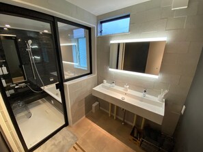 Hair dryer, towels - Rental villa Stella House Vega Kawaguchiko Stell / Minamitsuru-gun Yamanashi (Minamitsuru-gun)
