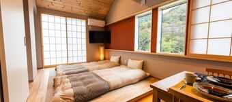 湯本駅徒歩8分｜最大7名様｜温泉クーポン♨︎｜戸建貸切｜高速光WiFi｜出前可 / 足柄下郡 神奈川県