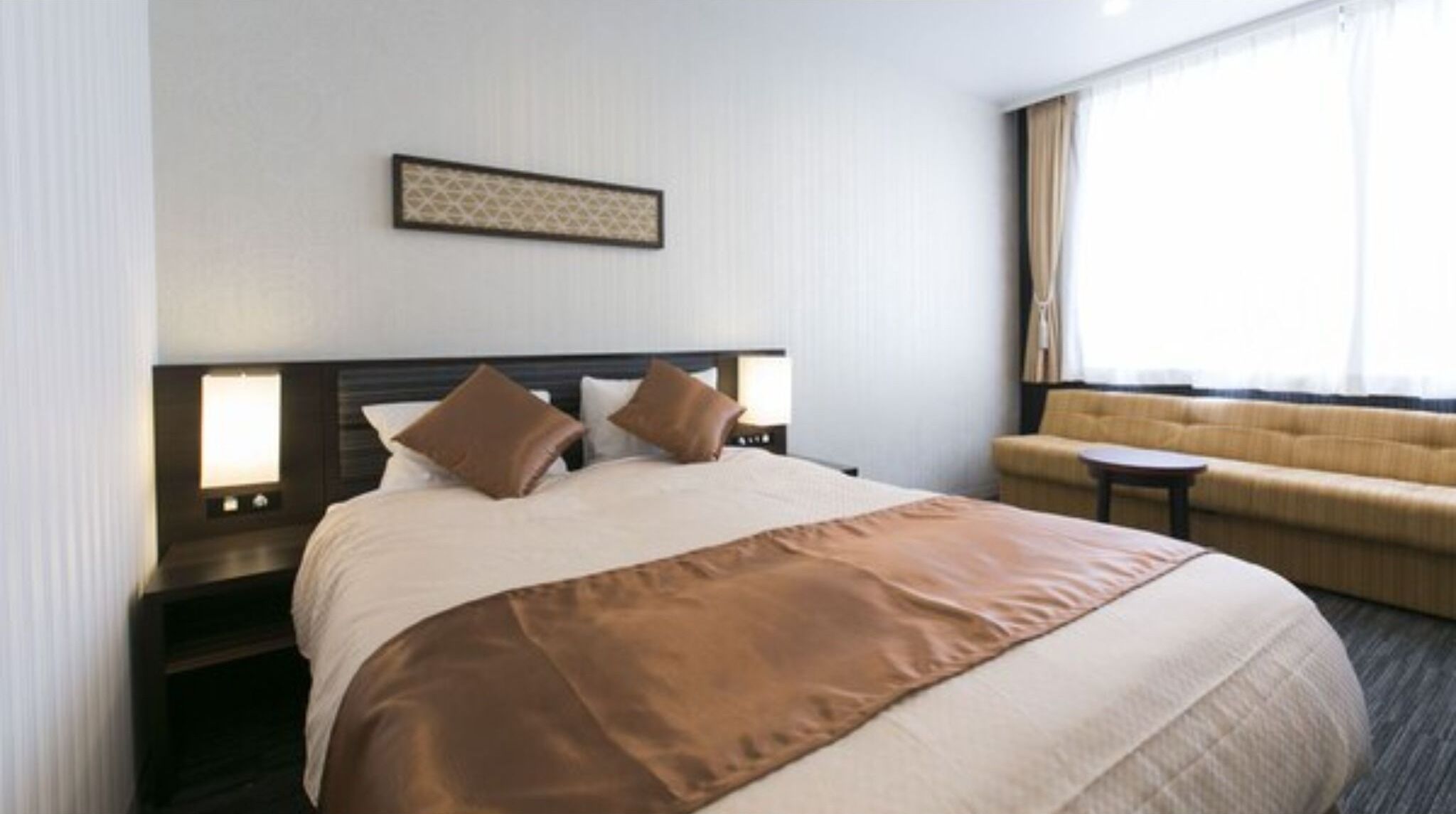 1 bedroom, desk, iron/ironing board, WiFi (free)
