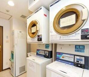 Interior - Smoking Semidouble / Fukuoka Fukuoka (Fukuoka)