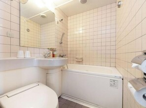Hair dryer, towels