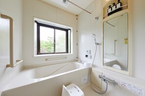 Hair dryer, towels - A comfortable room for friends and family / Minamitsuru-gun Yamanashi (Minamitsuru-gun)