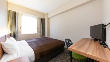 1 bedroom, desk, free WiFi, bed sheets