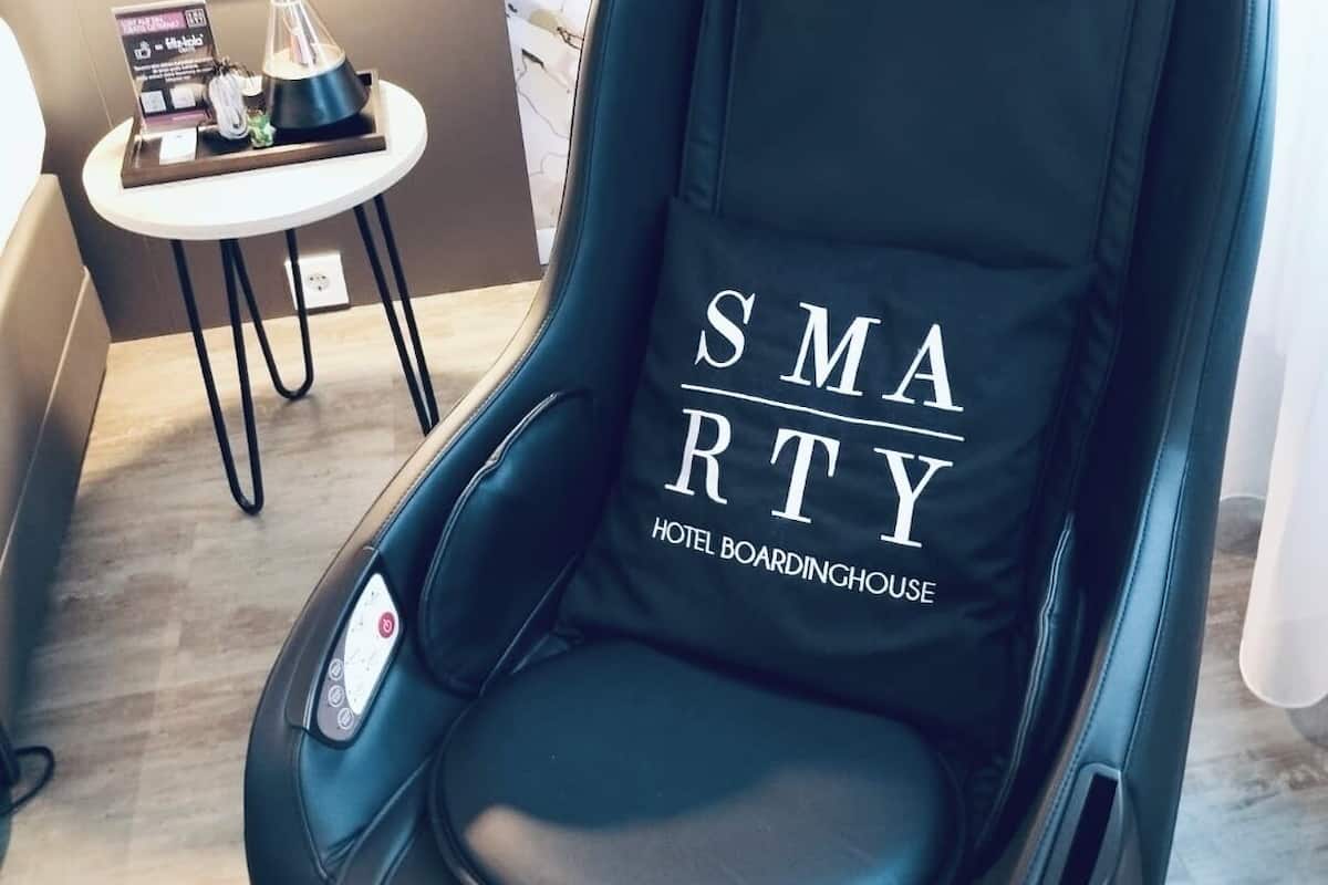 1 bedroom, in-room safe, desk, laptop workspace