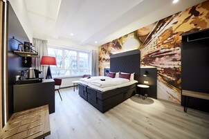 Habitación Signature doble | Caja fuerte, escritorio, espacio para trabajar con un portátil