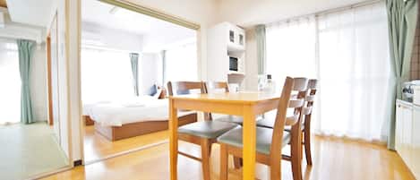 1 Schlafzimmer, Schreibtisch, Bügeleisen/Bügelbrett, kostenloses WLAN