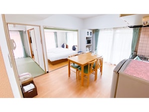 1 bedroom, desk, iron/ironing board, free WiFi
