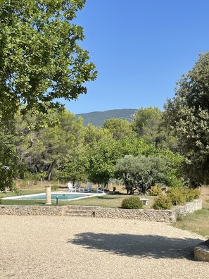 Pool - South Luberon cottage with stunning country views, private pool and parking (Peypin-d'Aigues)