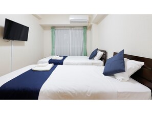 1 bedroom, desk, iron/ironing board, free WiFi