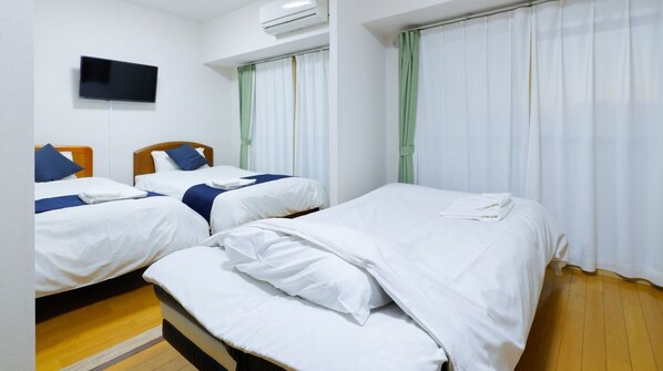 1 bedroom, desk, iron/ironing board, free WiFi