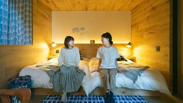 1 bedroom, desk, free WiFi, bed sheets