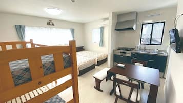 1 bedroom, desk, free WiFi