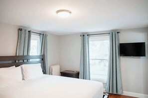 4 chambres, fer et planche à repasser, lit parapluie, Wi-Fi