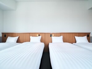 1 bedroom, desk, free WiFi, bed sheets