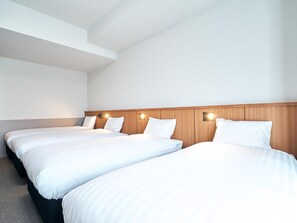 1 bedroom, desk, free WiFi, bed sheets