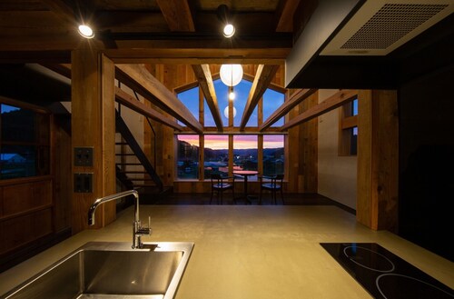 SelfContained Villa accommodates up to 5 guests / Takayama Gifu