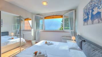 Standard-Studio, Bergblick (Gelsomino Apt. 5 Front Lake) | Bügeleisen/Bügelbrett, kostenloses WLAN, Bettwäsche