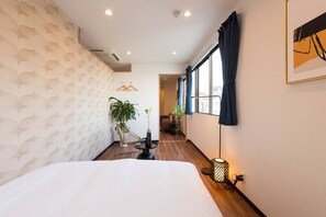 2 bedrooms, desk, free WiFi, bed sheets